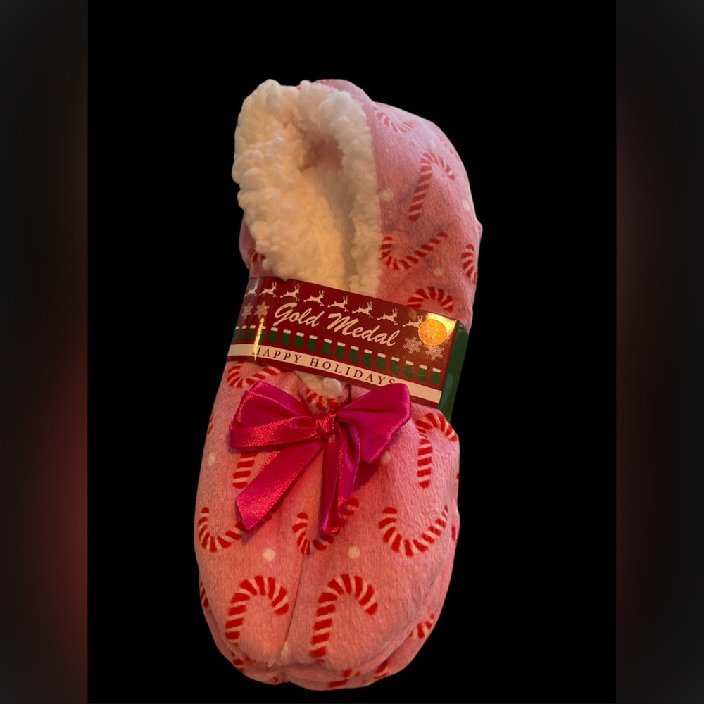 New Women’s Pink Fleece Lined Grip Sock Slippers SZ XL Candy Cane Print